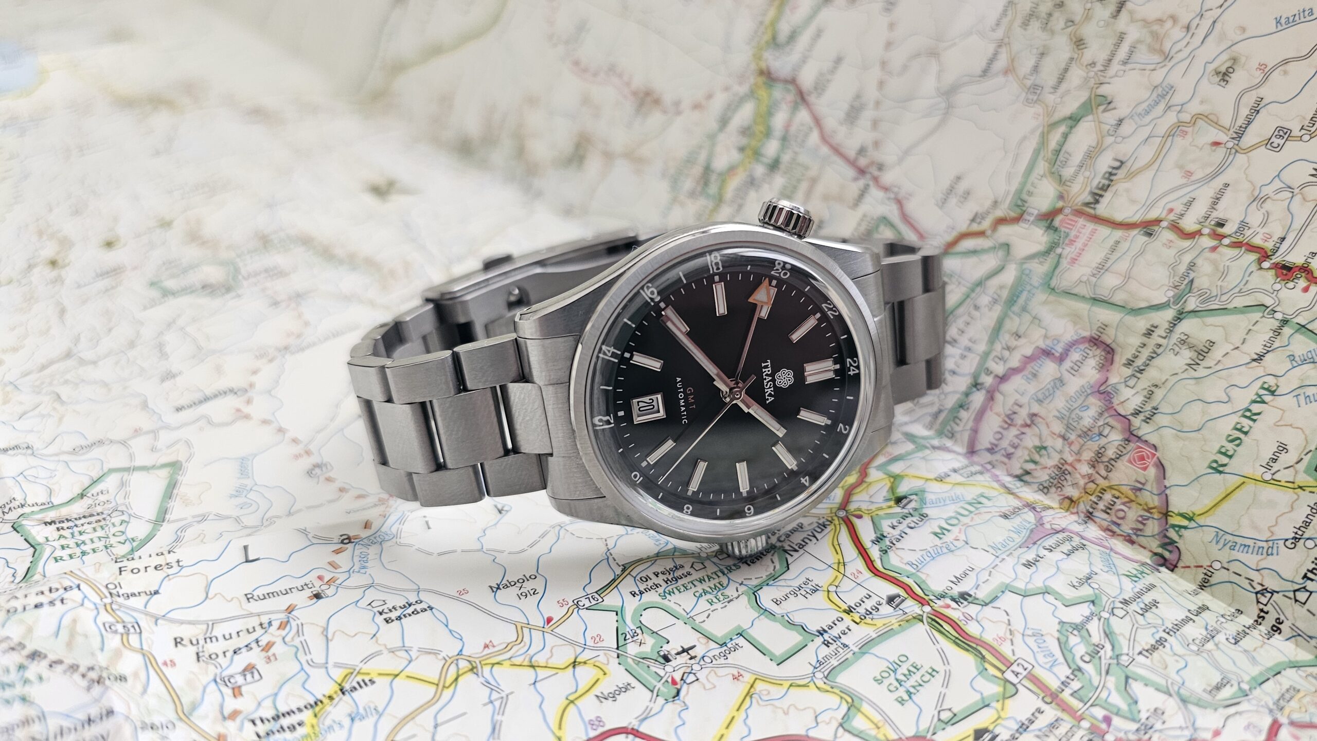 On Safari with the Traska Venturer GMT - The Time Bum