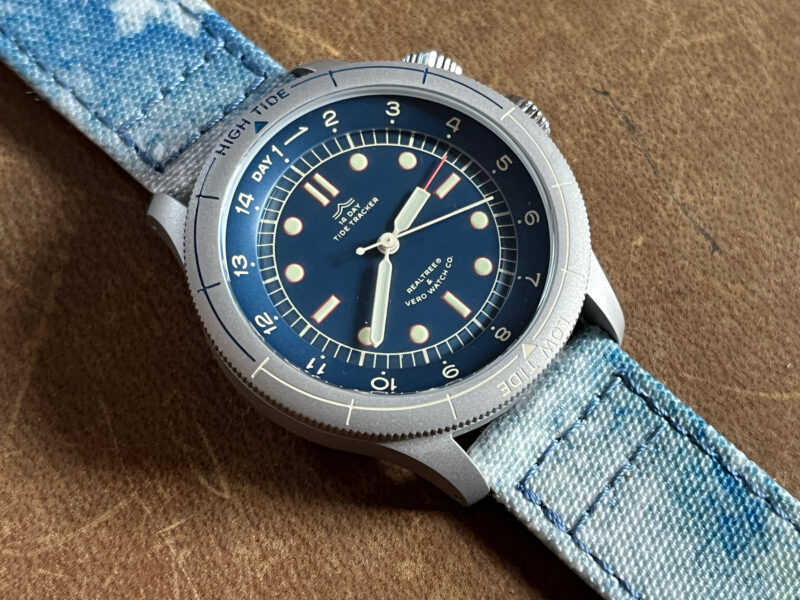 Vero Realtree Tide Tracker Compass