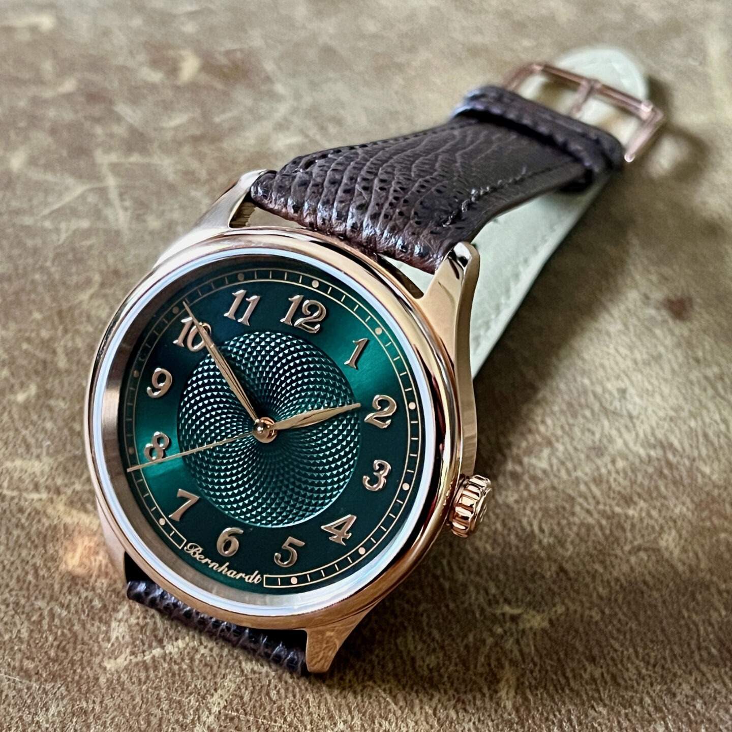 Bernhardt Captain - The Time Bum